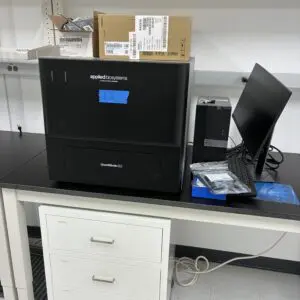 Applied Biosystems QuantStudio Absolute Q Digital PCR System