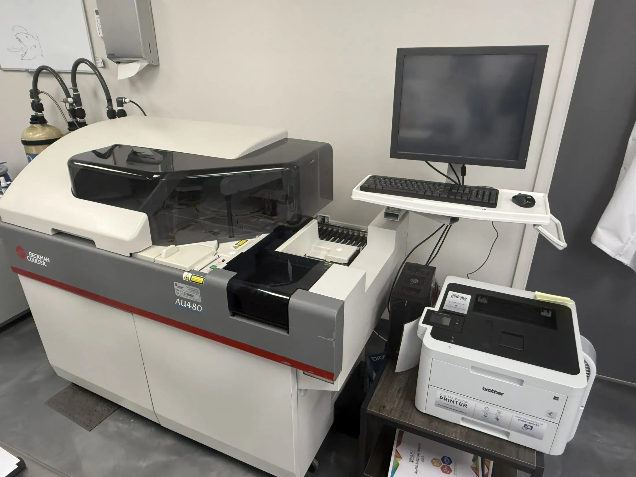 Beckman Coulter AU480 Chemistry Analyzer