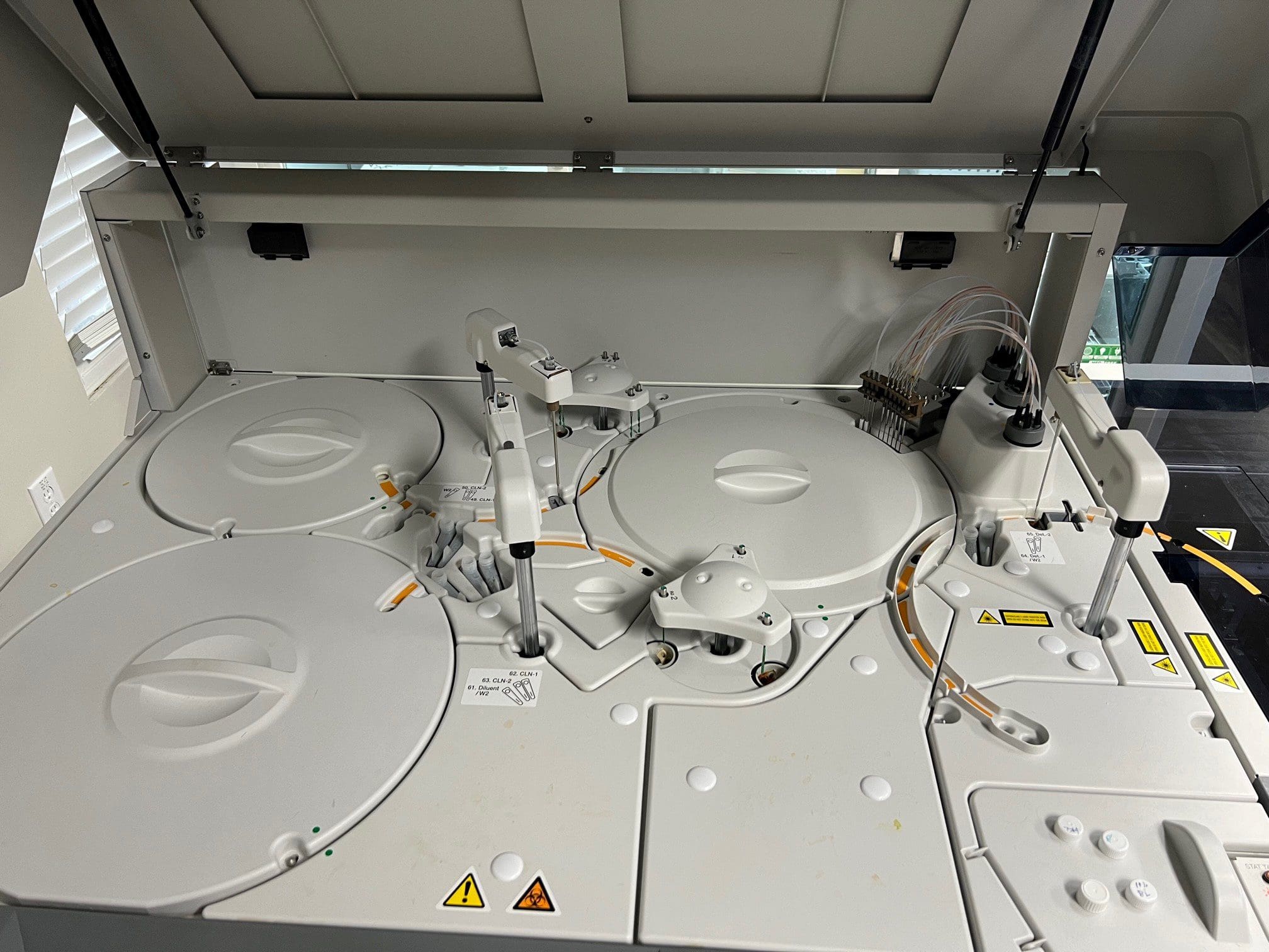 Beckman Coulter AU680 Chemistry Analyzer Arc Scientific