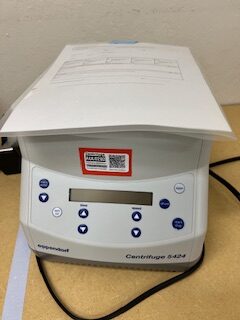 Eppendorf Centrifuge 5424 - Arc Scientific