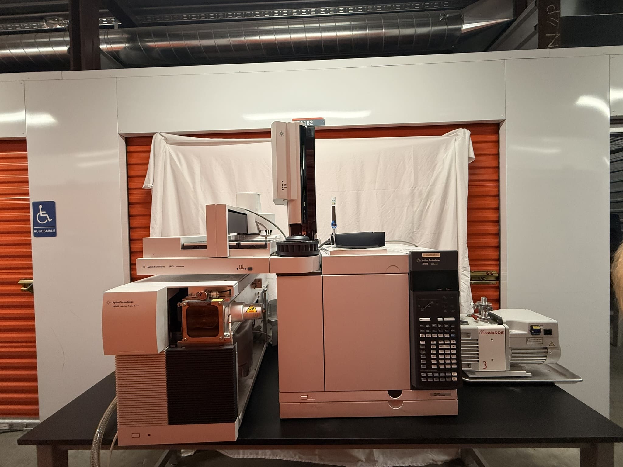 Agilent 7000D Triple Quad GC/MS System with 7890B GC and 7693 ...